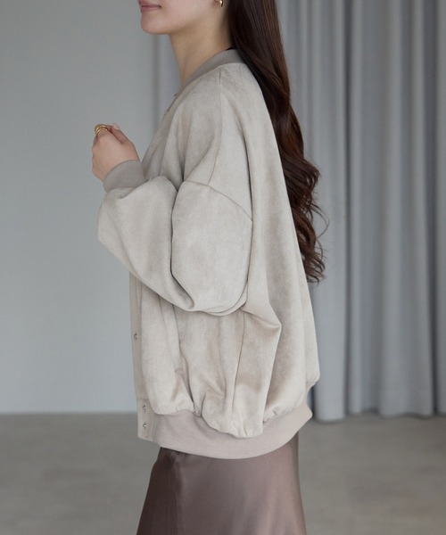 Fizz（フィズ）の「スウェードポンチスタジャン（スタジャン・レディース・アイボリー/グレイッシュベージュ/ピンクベージュ/グレイッシュブルー/チャコール/ブラック/モカ/スミクロ/ライトグリーン・M/L）」の13枚目の写真