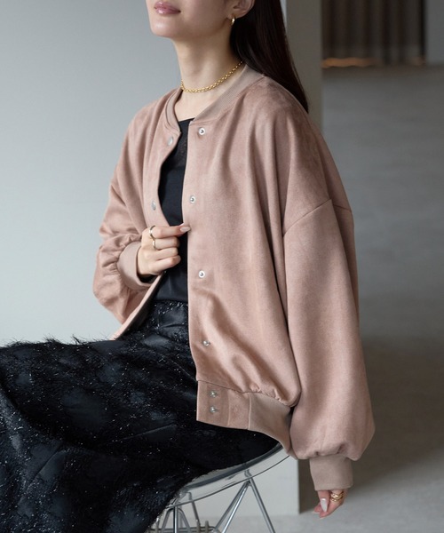 Fizz（フィズ）の「スウェードポンチスタジャン（スタジャン・レディース・アイボリー/グレイッシュベージュ/ピンクベージュ/グレイッシュブルー/チャコール/ブラック/モカ/スミクロ/ライトグリーン・M/L）」の19枚目の写真