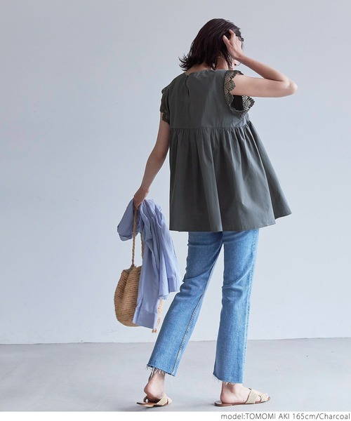 coca（coca）（コカ）の「袖レースギャザーブラウス（シャツ/ブラウス・レディース・ホワイト/チャコールグレー・ONE SIZE）」の13枚目の写真