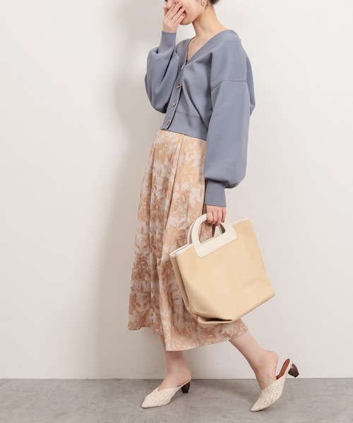 natural couture(ナチュラルクチュール)の「アートフラワージャガード柄タックフレアスカート(スカート・レディース・グリーン/ベージュ/イエロー・FREE)」の9枚目の写真