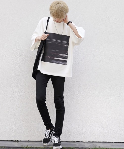 act'm(アクトム)の「アートフォトプリント ビッグシルエット半袖Tシャツ(Tシャツ/カットソー・メンズ・ホワイト/ブラック・S/M/L)」の9枚目の写真