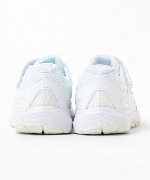 こども ビームス（コドモビームス）の「NEW BALANCE / YT570（17～22cm）（スニーカー・キッズ・ホワイト/ブラック・22/20/18/17/19/21/17.5/18.5/19.5/20.5/21.5）」の7枚目の写真