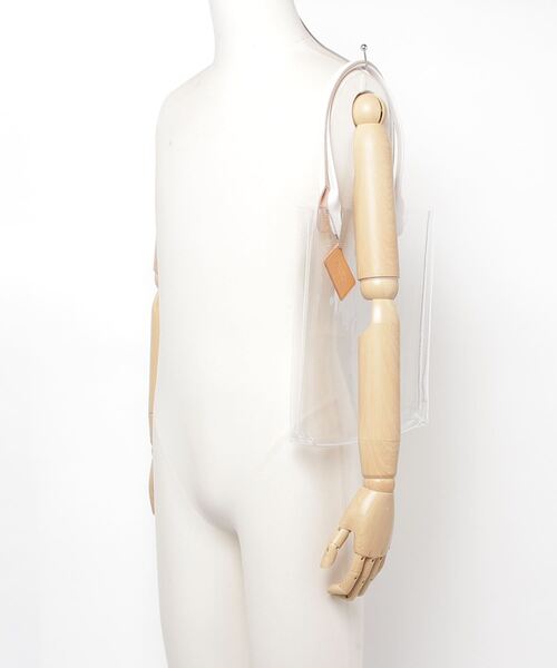 TASINAMI（タシナミ）の「TASINAMI クリアバッグトート (TA-2041)（トートバッグ・レディース・ベージュ/レッド/ホワイト・FREE）」の4枚目の写真