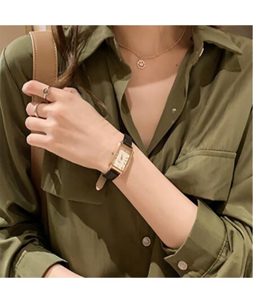 Ritzy(リッツィー)の「大人シルエット ダブルポケットデザインブラウス(シャツ/ブラウス・レディース・ホワイト/ブラック/カーキ/グリーン・M/L/XL)」の14枚目の写真