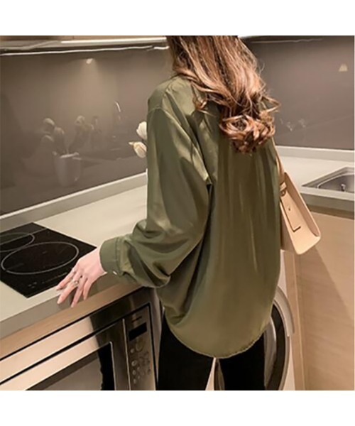 Ritzy(リッツィー)の「大人シルエット ダブルポケットデザインブラウス(シャツ/ブラウス・レディース・ホワイト/ブラック/カーキ/グリーン・M/L/XL)」の22枚目の写真
