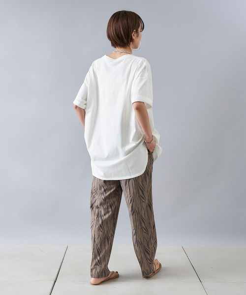 DouDou(ドゥドゥ)の「ゼブラ柄プリントパンツ(その他パンツ・レディース・ベージュ/ブラウン・FREE)」の4枚目の写真