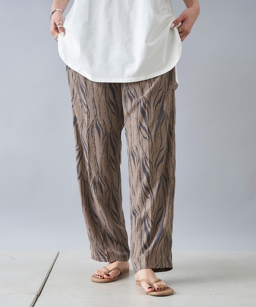 DouDou(ドゥドゥ)の「ゼブラ柄プリントパンツ(その他パンツ・レディース・ベージュ/ブラウン・FREE)」の13枚目の写真