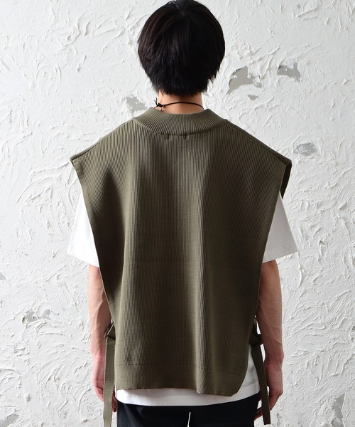 MinoriTY（マイノリティ）の「メンズアンサンブルニットベスト＋半袖Tシャツ【2点セット】（ベスト・メンズ・モカ/ブルーグレー/ブラック・L/M）」の11枚目の写真