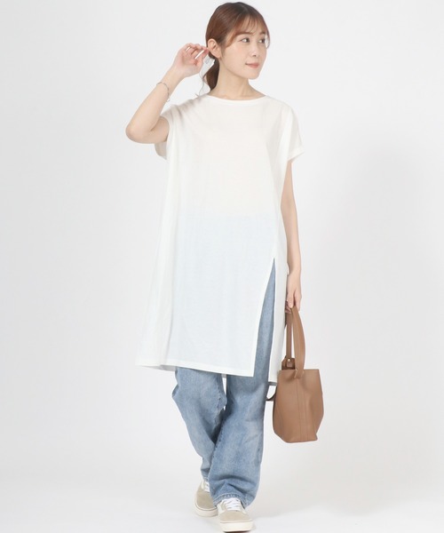Salong hameu(サロン ハミュー)の「接触冷感 速乾ドライ 体型カバー フロントスリット ロング丈半袖Tシャツ レディース/Tシャツワンピース(Tシャツ/カットソー・レディース・ブラック/オフホワイト/グレイッシュブルー/ダークグレー/グリーン/エメラルド/ベージュ/ラベンダー/モカ/パープル・L/M)」の15枚目の写真