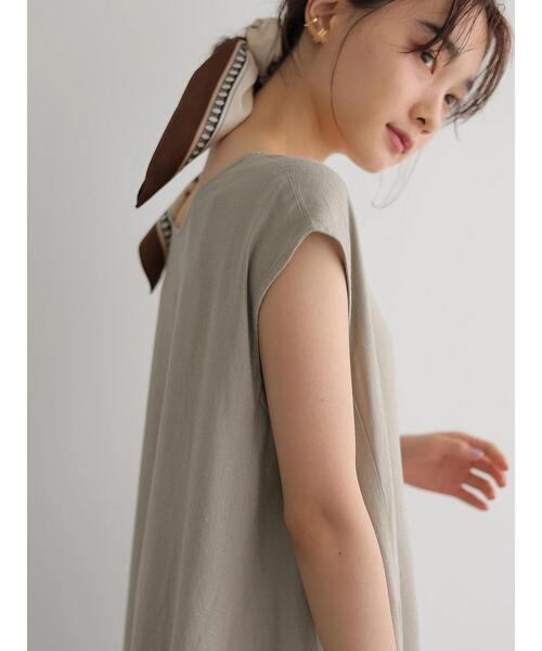 AMERICAN HOLIC（アメリカンホリック）の「Vネックリネンブレンドフレアワンピース（ワンピース・レディース・ライトグレー/チャコールグレー/マスタード/ブルーグリーン・M/L）」の11枚目の写真