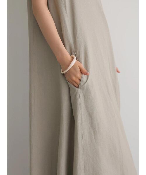 AMERICAN HOLIC（アメリカンホリック）の「Vネックリネンブレンドフレアワンピース（ワンピース・レディース・ライトグレー/チャコールグレー/マスタード/ブルーグリーン・M/L）」の12枚目の写真