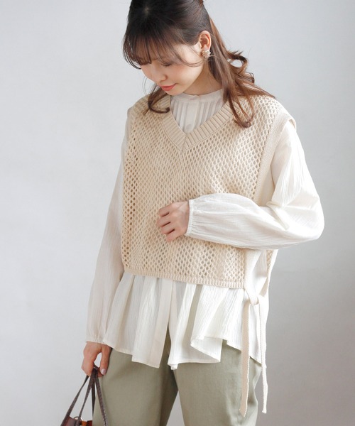 Crisp（クリスプ）の「メッシュニットベスト（ベスト・レディース・ブルー/アイボリー・FREE）」の2枚目の写真