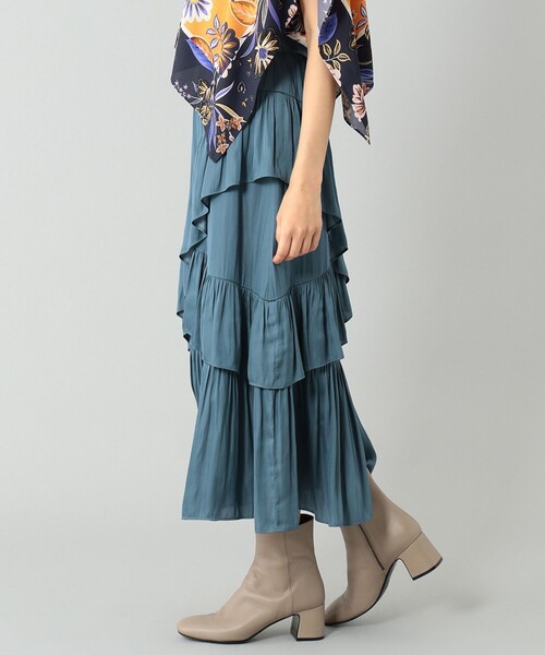 GRACE CONTINENTAL（グレースコンチネンタル）の「イレギュラーティアードスカート（スカート・レディース・ピンク/ブルー・38/36）」の3枚目の写真