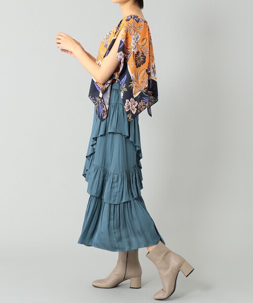 GRACE CONTINENTAL（グレースコンチネンタル）の「イレギュラーティアードスカート（スカート・レディース・ピンク/ブルー・38/36）」の6枚目の写真