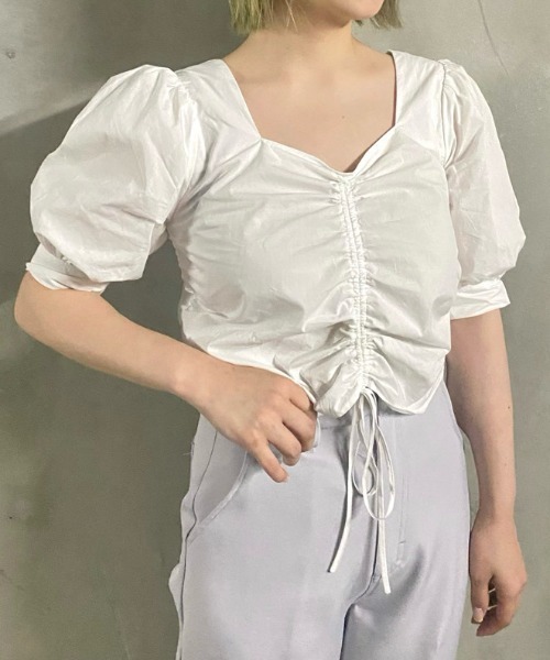 CIAOPANIC（チャオパニック）の「シャーリングスクエアブラウス（シャツ/ブラウス・レディース・オフホワイト/ブラック・FREE）」の11枚目の写真