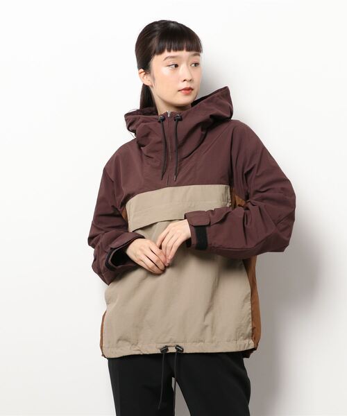 Mila Owen（ミラオーウェン）の「撥水ナイロンアノラック（ナイロンジャケット・レディース・ベージュ/ブラウン/アイボリー・1/0）」の10枚目の写真