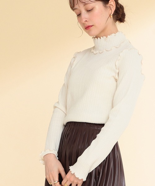 Ray BEAMS（レイビームス）の「Ray BEAMS / ランダム リブ メロー ハイネック カットソー（Tシャツ/カットソー・レディース・オフホワイト/キャメル/グリーン系その他2・ONE SIZE）」の4枚目の写真