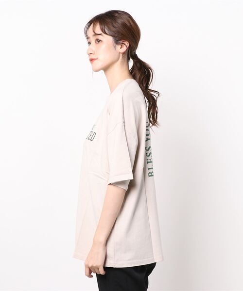 AS KNOW AS plus（アズノゥアズプラス）の「☆バンドＴツアーなビッグＴシャツ（Tシャツ/カットソー・レディース・グレイッシュベージュ/オフホワイト/チャコールグレー・FREE）」の8枚目の写真