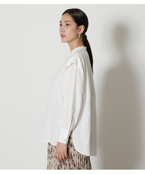 AZUL by moussy(アズールバイマウジー)の「SHOULDER TUCK PUFF BLOUSE/ショルダータックパフブラウス(シャツ/ブラウス・レディース・オフホワイト/ブラック/ダークグリーン・SMALL/MEDIUM)」の7枚目の写真