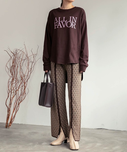 BONLECILL(ボンルシール)の「ロゴプリントラウンドヘム ルーズロンT(Tシャツ/カットソー・レディース・ブラック/ネイビー/オフホワイト/アイボリー/ワイン/アイボリー系/ホワイト系・FREE)」の18枚目の写真