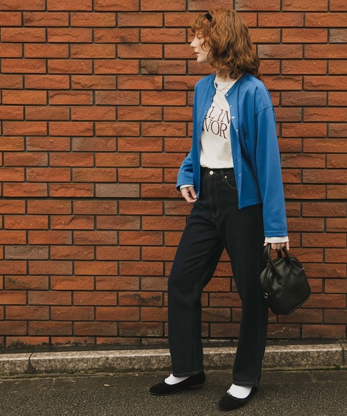 BONLECILL(ボンルシール)の「ロゴプリントラウンドヘム ルーズロンT(Tシャツ/カットソー・レディース・ブラック/ネイビー/オフホワイト/アイボリー/ワイン/アイボリー系/ホワイト系・FREE)」の14枚目の写真