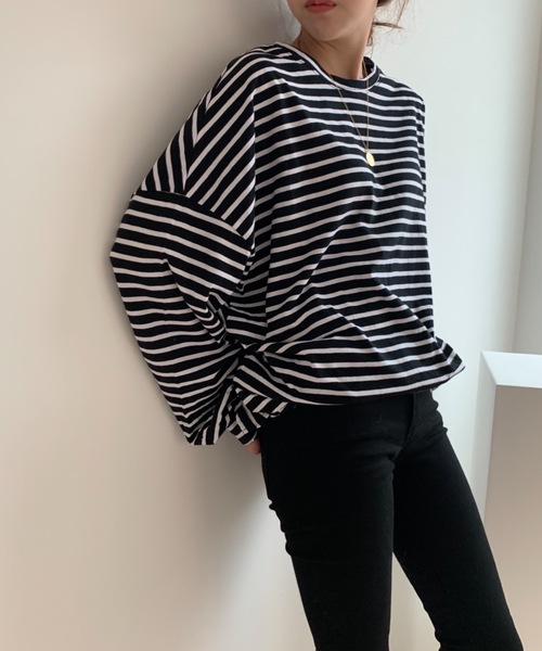 Didot.showroom(ディドット ショールーム)の「over size border long tee / オーバーサイズボーダーロングTシャツ(Tシャツ/カットソー・レディース・ブラック/レッド/ブルー/グリーン・FREE)」の2枚目の写真