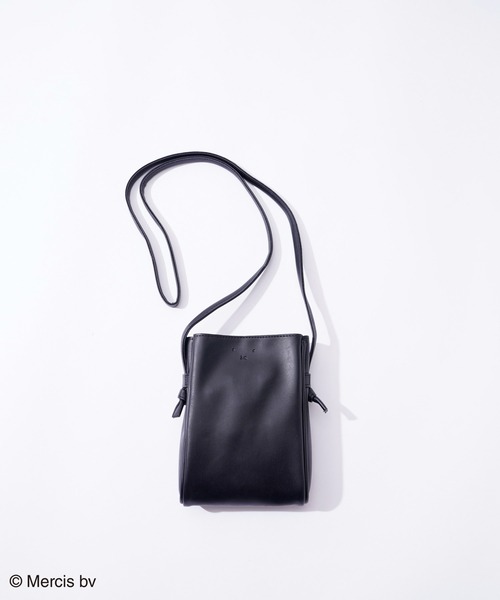 natural couture（ナチュラルクチュール）の「MIFFY FACE ミニショルダー（ショルダーバッグ・レディース・ブラック/ベージュ/オフホワイト/ブルー・FREE）」の6枚目の写真