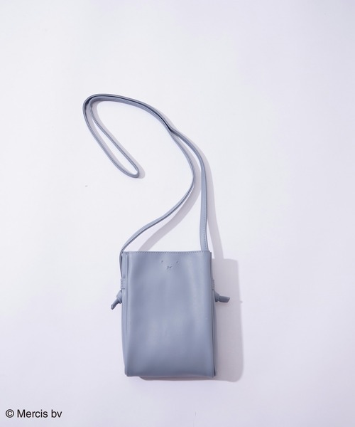 natural couture（ナチュラルクチュール）の「MIFFY FACE ミニショルダー（ショルダーバッグ・レディース・ブラック/ベージュ/オフホワイト/ブルー・FREE）」の8枚目の写真