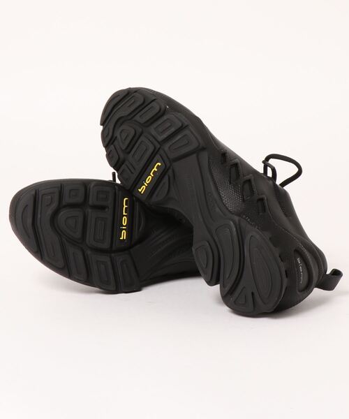 ECCO（エコー）の「エコー バイオム エーイーエックス W（スニーカー・レディース・ブラック・39/36/38/37/35）」の2枚目の写真