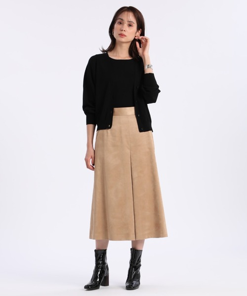 INED(イネド)の「Vネックカーディガン(カーディガン/ボレロ・レディース・イエロー/ブラウン/ブラック/グレー・9号)」の12枚目の写真