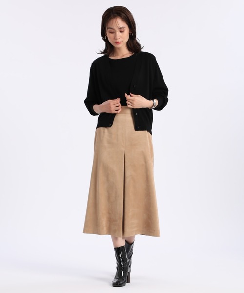 INED(イネド)の「Vネックカーディガン(カーディガン/ボレロ・レディース・イエロー/ブラウン/ブラック/グレー・9号)」の14枚目の写真