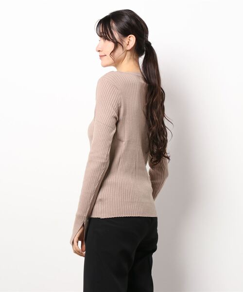 feepur(フェピュール)の「《ウォッシャブル》袖スリットボートネックリブニット(ニット/セーター・レディース・オフホワイト/グリーン/モカ/ピンク/ブラック・MEDIUM)」の19枚目の写真