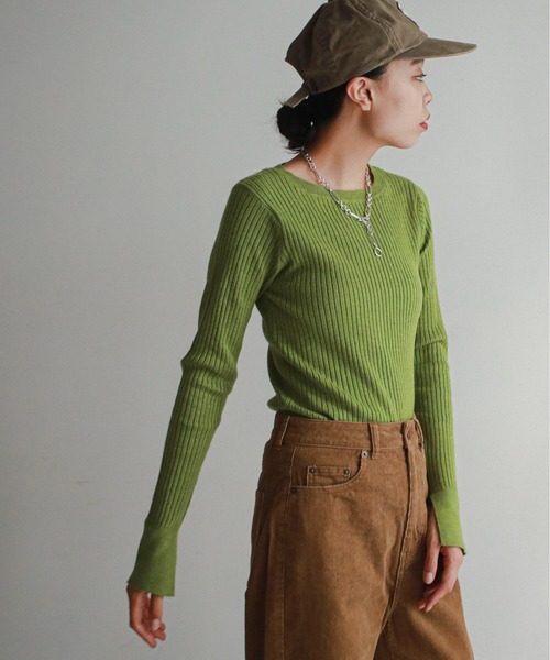 feepur(フェピュール)の「《ウォッシャブル》袖スリットボートネックリブニット(ニット/セーター・レディース・オフホワイト/グリーン/モカ/ピンク/ブラック・MEDIUM)」の17枚目の写真