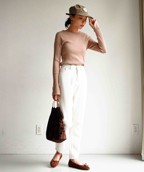 feepur(フェピュール)の「《ウォッシャブル》袖スリットボートネックリブニット(ニット/セーター・レディース・オフホワイト/グリーン/モカ/ピンク/ブラック・MEDIUM)」の15枚目の写真