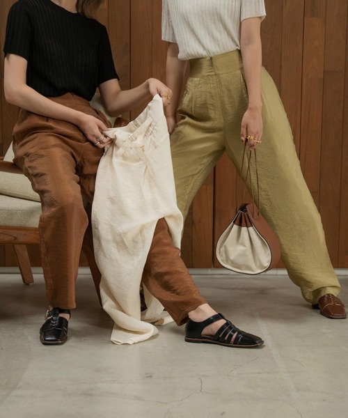 Amiur（エミレ）の「glaze back belt pants（その他パンツ・レディース・ブラウン/グリーン/アイボリー・M/S）」の17枚目の写真