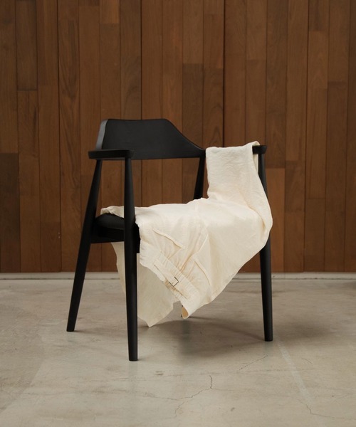 Amiur（エミレ）の「glaze back belt pants（その他パンツ・レディース・ブラウン/グリーン/アイボリー・M/S）」の9枚目の写真