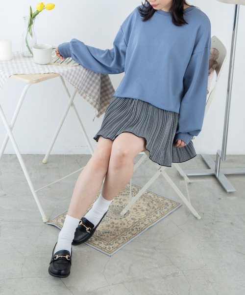 WEGO（ウィゴー）の「WEGO/カットオフカラープルオーバー（スウェット・レディース・グリーン系その他5/スミクロ/ベージュ系その他5/ブルー/ライトブラウン/ブルー系その他5/その他1/ブラック系その他5・SMALL/MEDIUM）」の18枚目の写真