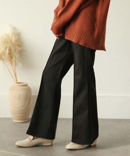 Chillfar（チルファー）の「ストレッチピンタックフレアスラックスパンツ/ウエストゴム（スラックス・レディース・ボルドー/アイボリー/ブラック/グレイッシュベージュ・MEDIUM/LARGE）」の19枚目の写真