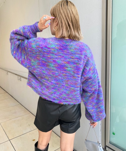 WHO'S WHO gallery(フーズフーギャラリー)の「カラーシャギートップス(ニット/セーター・レディース・ブラック/パープル/ピンク・FREE)」の11枚目の写真