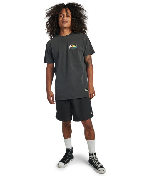 Quiksilver（クイックシルバー）の「PEANUTS COOL KIDS/クイックシルバーピーナッツコラボ半袖Tシャツ（Tシャツ/カットソー・メンズ・ブラック/ホワイト・SMALL/MEDIUM/LARGE）」の10枚目の写真