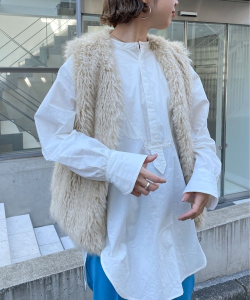 Omekashi(オメカシ)の「ドレスシャツ(シャツ/ブラウス・レディース・オフホワイト/ベージュ・FREE)」の3枚目の写真