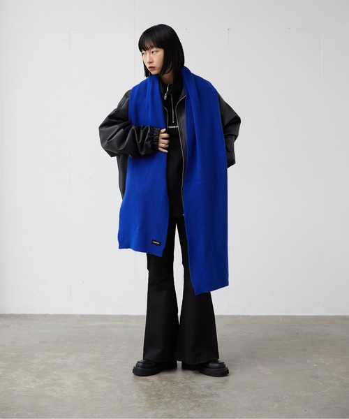 FEKETE（フェケテ）の「FEKETE TAG LOGO BASIC MUFFLER（マフラー・メンズ・ブラック/グレー/ブルー/アイボリー・FREE）」の21枚目の写真