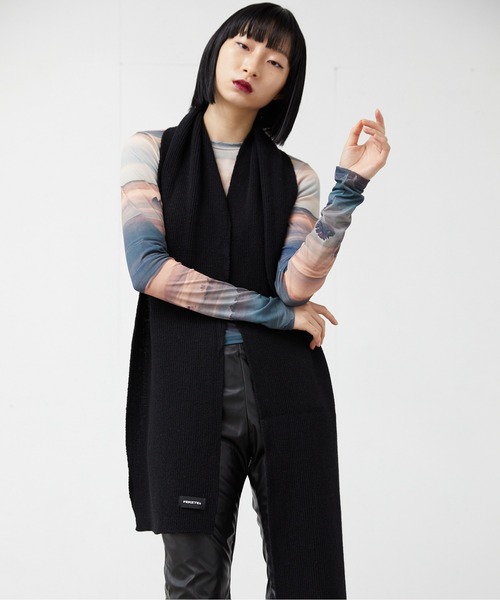 FEKETE（フェケテ）の「FEKETE TAG LOGO BASIC MUFFLER（マフラー・メンズ・ブラック/グレー/ブルー/アイボリー・FREE）」の14枚目の写真