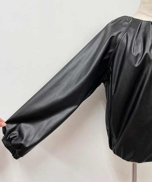 PICCIN(ピッチン)の「フェイクレザーノーカラーブルゾン(ブルゾン・レディース・ブラック/オフホワイト・M/L)」の20枚目の写真