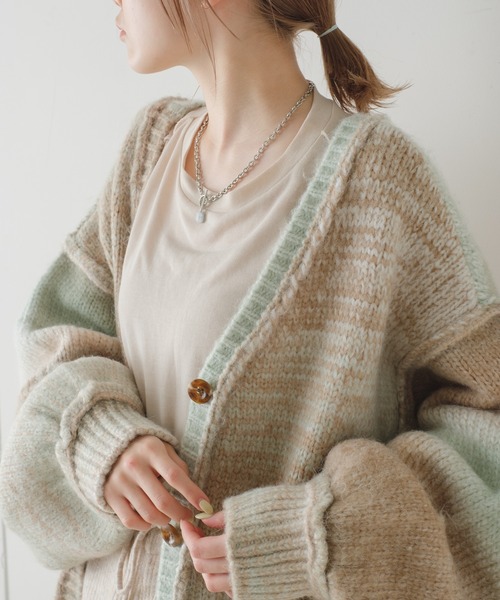 Kastane(カスタネ)の「【2022SSアイテム】グラデーションニットカーディガン(カーディガン/ボレロ・レディース・グリーン/ピンク・FREE)」の2枚目の写真