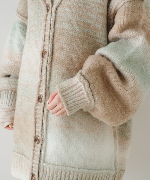 Kastane(カスタネ)の「【2022SSアイテム】グラデーションニットカーディガン(カーディガン/ボレロ・レディース・グリーン/ピンク・FREE)」の15枚目の写真