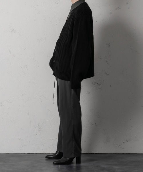 Adoon plain（アドーンプレーン）の「【Adoon plain】アシンメトリーカーディガン（カーディガン/ボレロ・メンズ・ブラック/クリーム・FREE）」の5枚目の写真