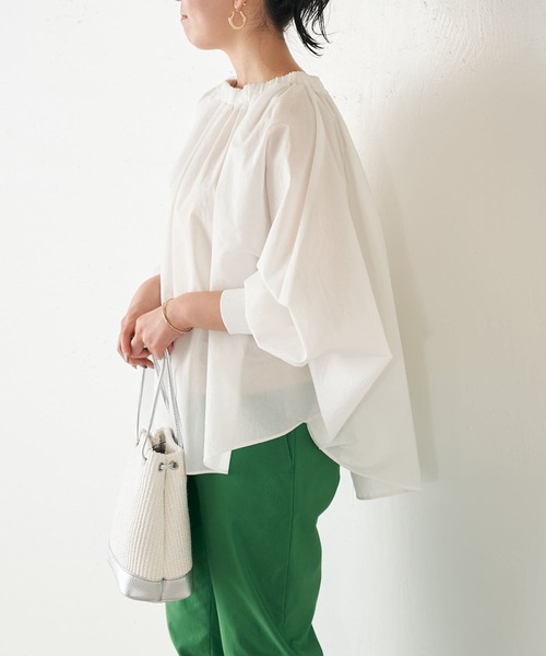 BEARDSLEY(ビアズリー)の「ドルマンボリュームブラウス(シャツ/ブラウス・レディース・ホワイト/チャコールグレー・FREE)」の8枚目の写真