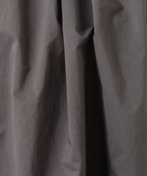 BEARDSLEY(ビアズリー)の「ドルマンボリュームブラウス(シャツ/ブラウス・レディース・ホワイト/チャコールグレー・FREE)」の17枚目の写真