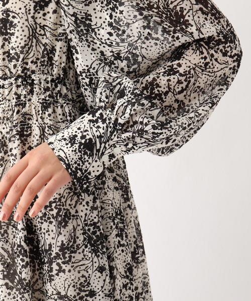 OPAQUE.CLIP（オペークドットクリップ）の「◆ドットプリントエアリージャカード フレアボリュームワンピース（ワンピース・レディース・ブルー系5/ブラック系・00）」の7枚目の写真